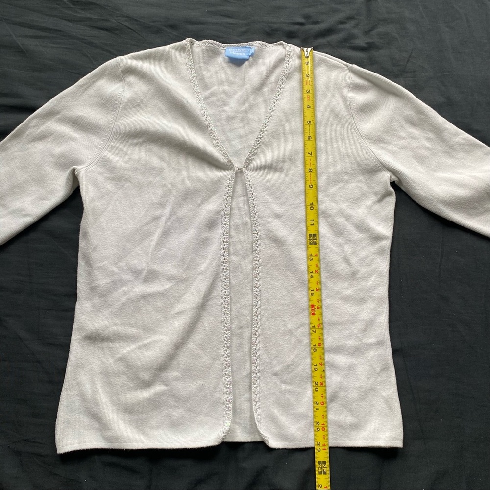 Denver Hayes Cream V-Neck Open Front Cardigan - Picture 8 of 9